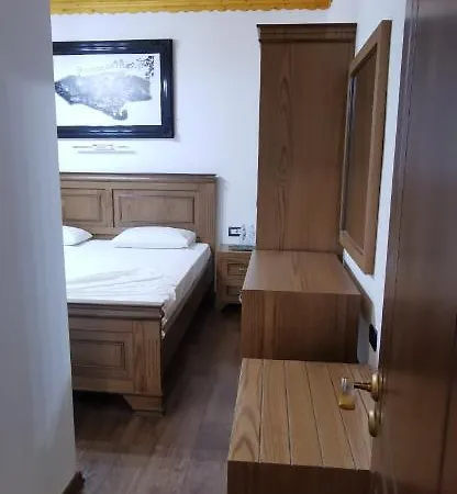 Hazmurat Hotel Gjirokastra