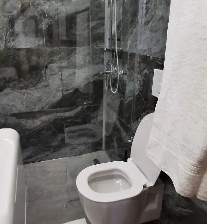Hazmurat Hotel *