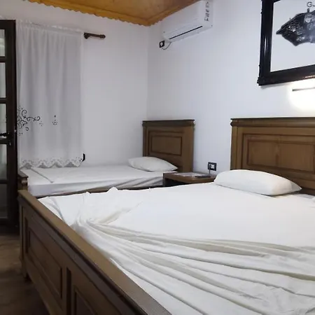 Hazmurat Gjirokastër