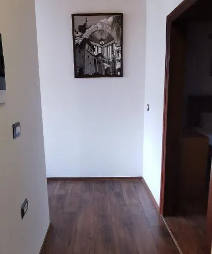 Otel Hazmurat Gjirokastër