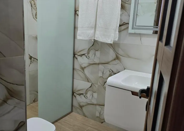 Otel Hazmurat Gjirokastër